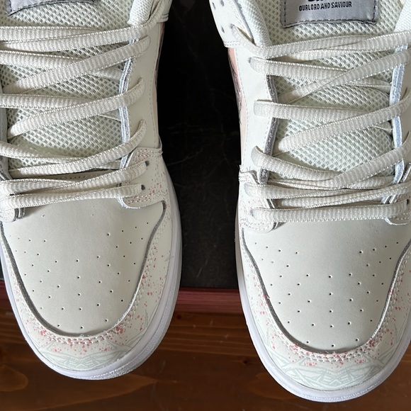 Kito Wares “The Passion of the Christ” Sneakers - Picture 11 of 12